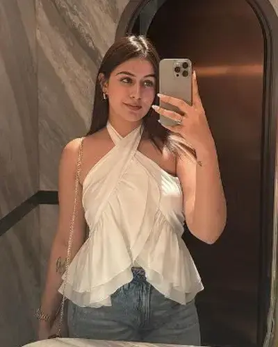 Call Girl Lakhisarai